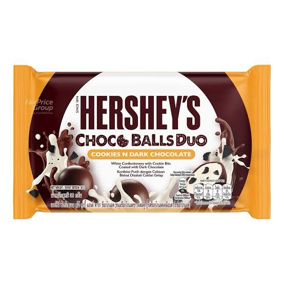img_2682-2 Hersheys Chocolate Balls Duo cookies & dark chocolate 36gm - Image 1